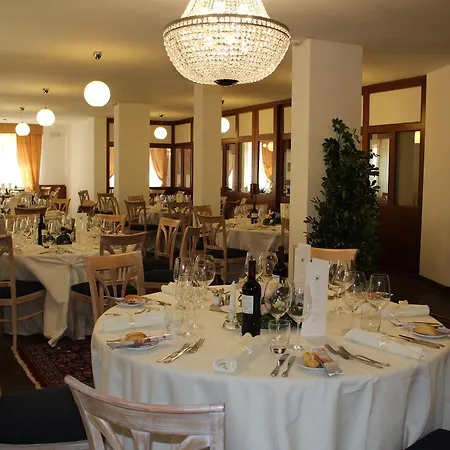 Olympic Regina Hotel 3*